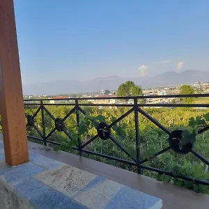 Guest house Shehi And Winery, Mucaj